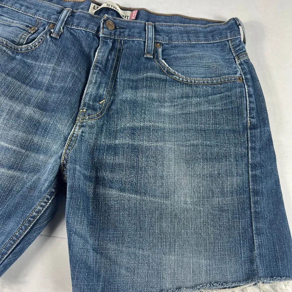 Levi's Jean Shorts Men's 35* 569 Loose Blue Cut Off Faded Denim Jorts Tag 34